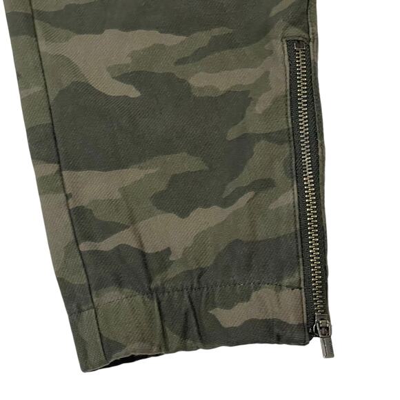 Athleta Farallon Pant - Olive Camo - 6 - Picture 9 of 16